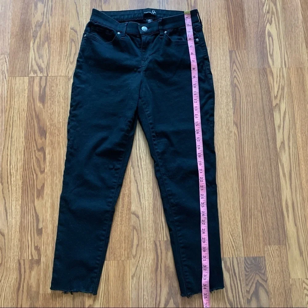 GLORIA VANDERBILT 10 Petite Black Jeans
